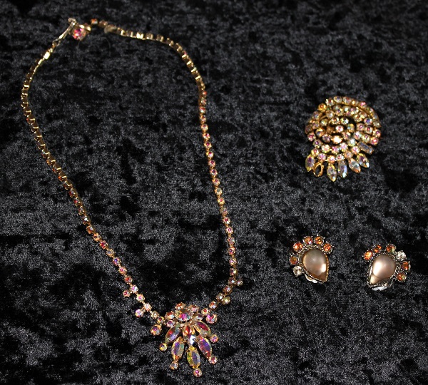 jewellery set
